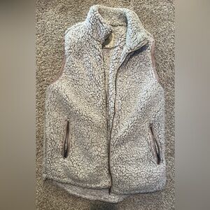 Supply Thread Sherpa Vest